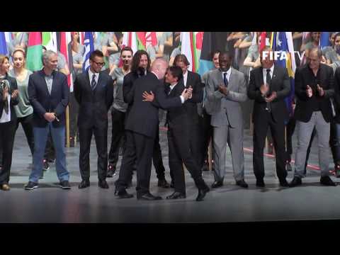 بالفيديو  فيفا يكرم أبو تريكة ضمن أساطير كرة القدم