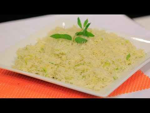 طريقة عمل الأرز بالكوسة والجبنة