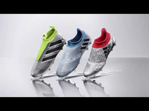 الكشف عن أحذية بوجبا وميسي وسواريز الجديدة