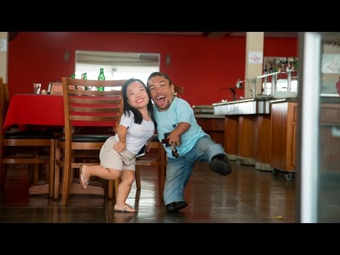 شاهد أقصر زوجين في العالم