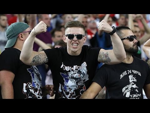 150 مشجعًا روسيًا مدربين على اثارة الشغب والتدخل السريع والعنف المفرط