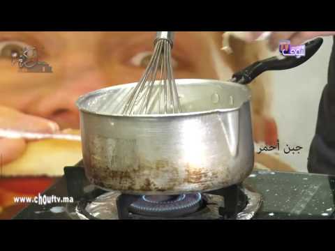 مكرونة سهلة بالصلصة وفواكه البحر