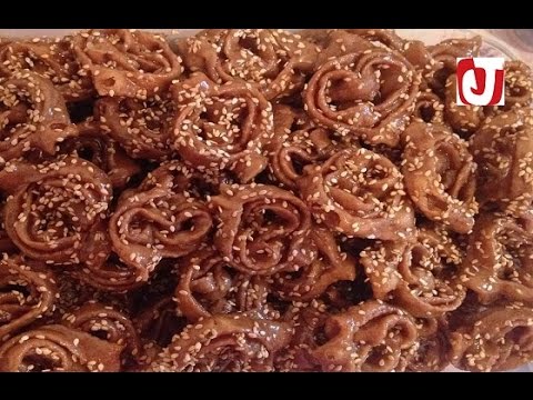 الشباكية من أساسيات المائدة المغربية