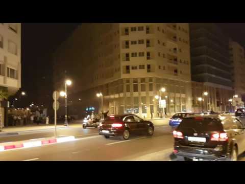 شاهد لحظة وصول ملك المغرب محمد السادس إلى المدينة ليلا