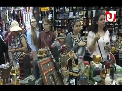 بالفيديو عادات مغربية لم تندثر في ليلة القدر المباركة