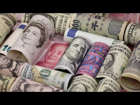 الجنيه الإسترليني إلى أدنى مستوى له منذ 31 عامًا