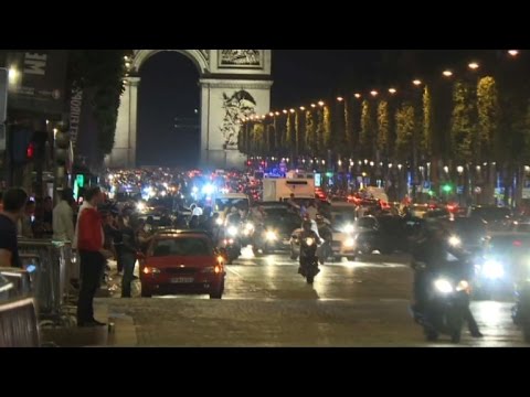 فرحة عارمة تسود صفوف مشجعي المنتخب الفرنسي