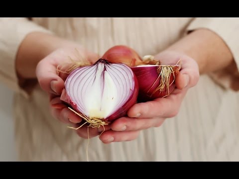 بالفيديودراسات تؤكّد أن عصير البصل يحتوي على خصائص مضادة للالتهابات