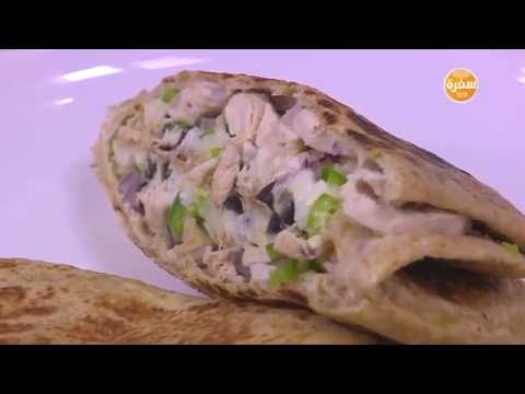 بالفيديو تعرفي على  طريقة عمل فطيرة دجاج بسهولة