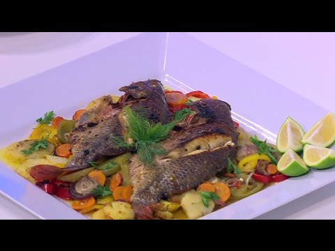 بالفيديو طريقة عمل صينية سمك بالبطاطس و الجزر
