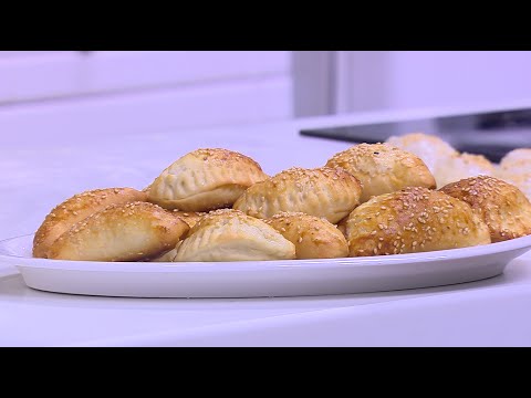 مقادير وطريقة عمل معجنات التمر و الملبن