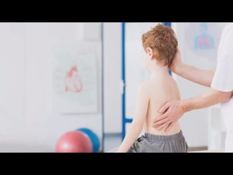 بالفيديو  تعرف على كيفية التخلص من انحناء الظهر عند الأطفال