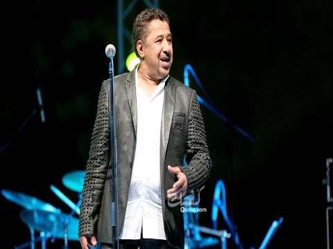 بالفيديو  الشاب خالد يمتع جمهور مهرجان ثويزا بأجمل أغانيه