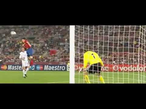 شاهد ميسي ملك النهائيات في برشلونة