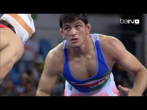 شاهد الإيراني يزدني ينال ذهبية وزن 74 كلغ