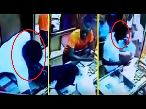 بالفيديوشاهد نهاية صادمة لـأفارقة في مدينة تازة