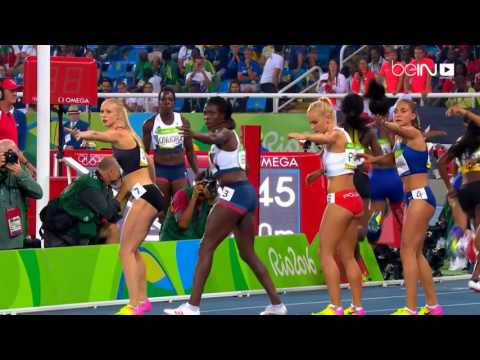 بالفيديو شاهد سيدات أميركا بطلات لسباق التتابع 4 في 400 م