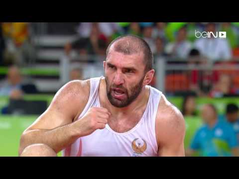 الأميركي سنايدر يحرز ذهبية وزن 97 كلغ