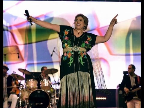 نجاة عتابو تغني في ليالي سوس