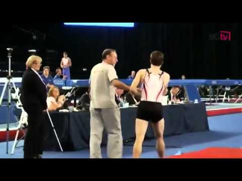 شاب يشعل مواقع التواصل بانتهاكه جميع قوانين الفيزياء