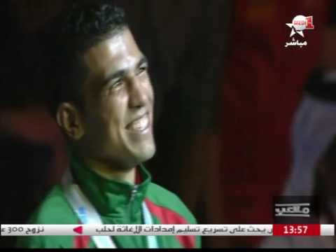 شاهد العواملة وربيعي يؤديان النشيد الوطني