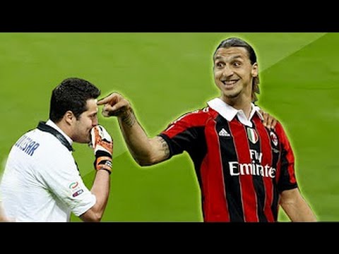 شاهد أبرز حالات العقاب بين اللاعبين بعد مشادات بينهم