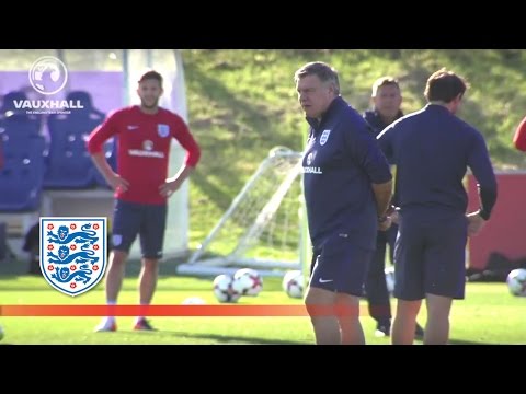 شاهد أول تدريب للمنتخب الإنجليزي تحت قيادة ألارديس