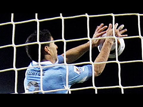 10 لاعبين نجحوا في مهمة حراسة المرمى