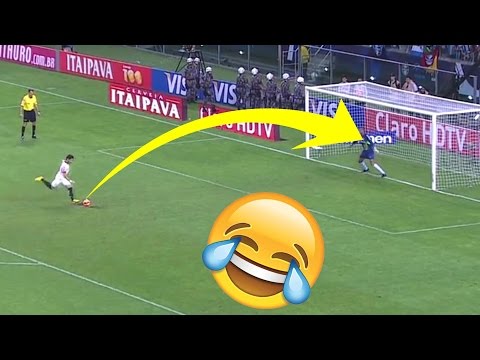 بالفيديو  أبرز 5 سقطات من ملاعب الهواة خلال أسبوع