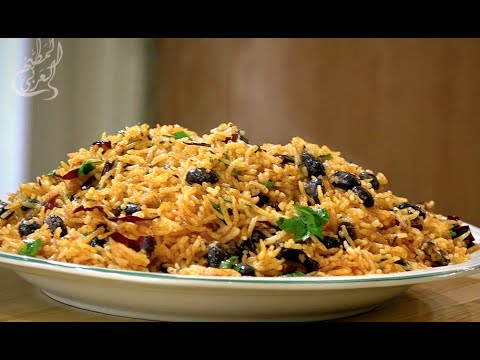 طريقة عمل أرز أحمر بالفاصوليا السوداء