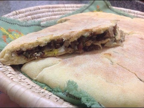 طريقة عمل خبز معمر باللحم في الفرن