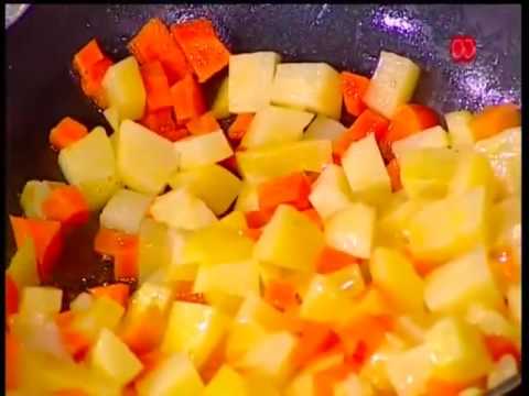 طريقة عمل  فراخ مخلية ومحشية خضار 