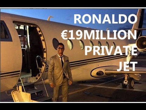 استمتع بمشاهدة طائرة كرستيانو الفضائية قبل تحطمها في برشلونة