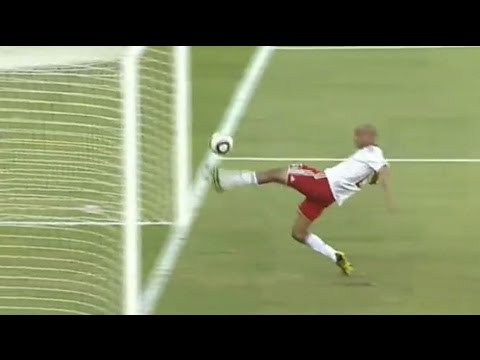 مدافعون يتقمصون دور البطولة لإنقاذ فرقهم من أهداف محققة