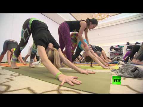 شاهد موسكو تستقبل فعاليات المؤتمر الدولي العاشر yoga journal