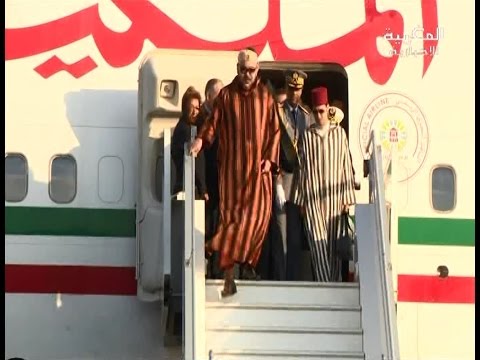 شاهد لحظة وصول العاهل المغربي الملك محمد السادس إلى تنزانيا