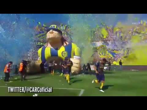 شاهد كيف رحّب مشجعو الأرجنتين بفريقهم قبل بداية مباراة