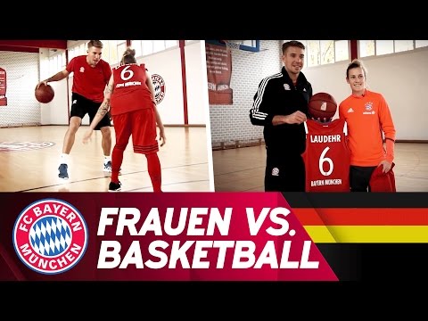 تحدي طريف بين نجم سلة البايرن ولاعبة كرة القدم للسيدات