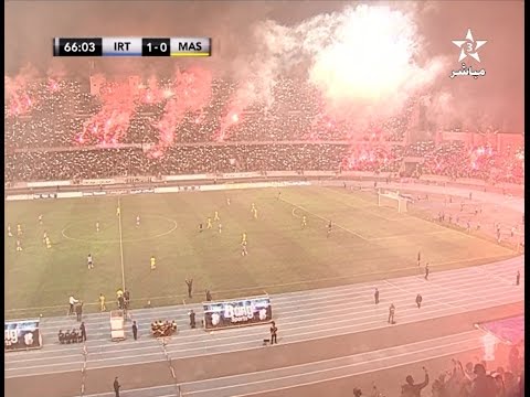 بالفيديو جماهير اتحاد طنجة تشعل مدرجات ملعب ابن بطوطة أمام الماص