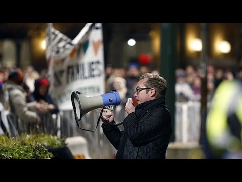 مناهضو بيغيدا يحاصرون أول مظاهرة للحركة