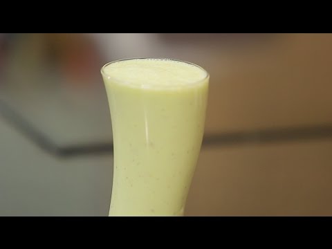 طريقة ومقادير إعداد سموذي تفاح