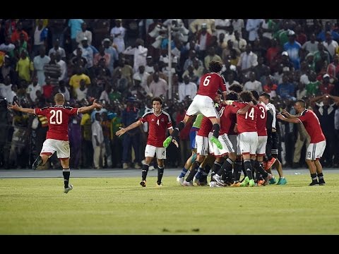 مدحت شلبي يشعل مواقع التواصل الاجتماعي