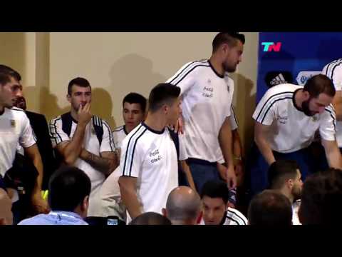 لحظة إعلان  ليونيل ميسي مقاطعة التانغو للإعلام