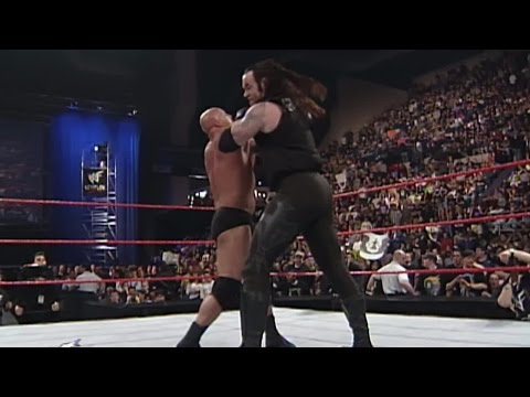 أول ظهور للحانوتي في عرض سماك داون احتفالا بالعرض الـ 900