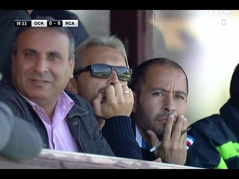 شاهد مدرب الوداد ديسابر يتابع الرجاء