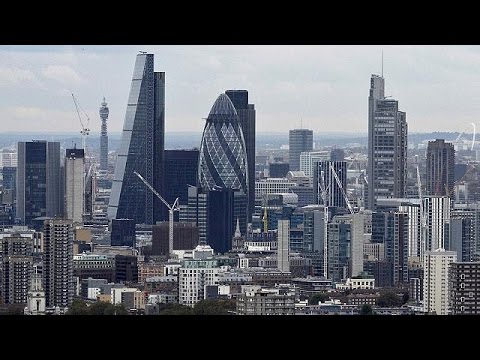 شاهد انخفاض العجز في بريطانيا خلال شهر تشرين الأول