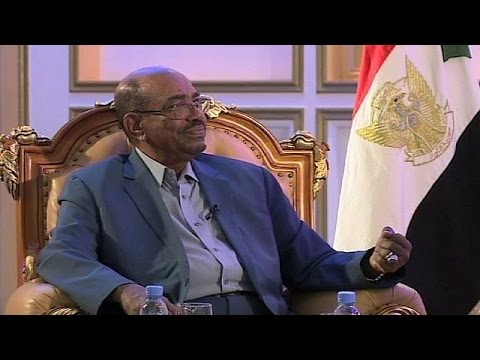 البشير ينفي وقوع عمليات اغتصاب في إقليم دارفور