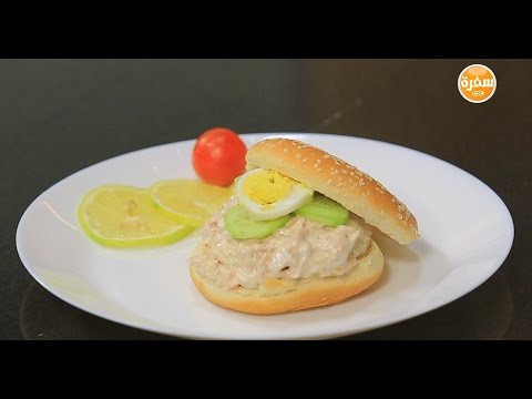 بالفيديو طريقة عمل ومقادير ساندويتش تونة بالخضروات والبيض