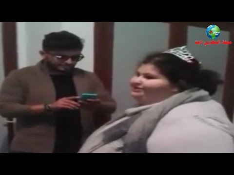 شاهد حاتم عمور يزور الطفلة آية في منزلها