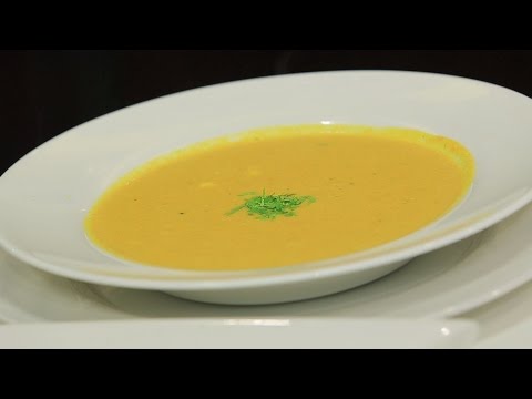 شاهد  إعداد شوربة الخضار بأسلوب مميز